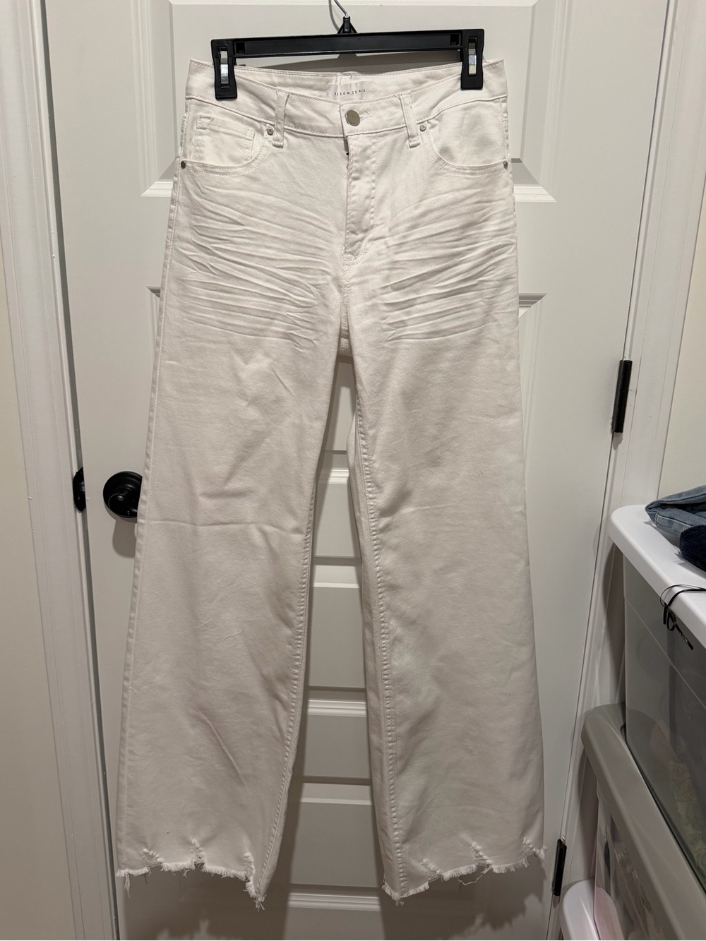 Women's High-Rise Wide-Leg Cream Jeans with Raw Hem